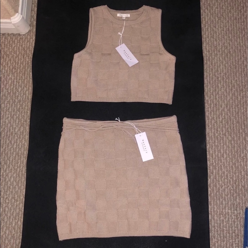 Knit Skirt Set
